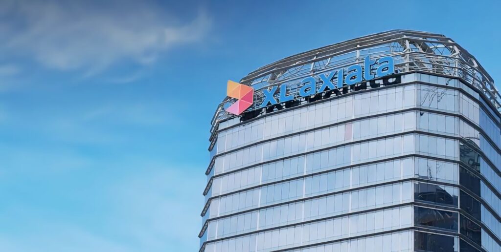 Laba bersih XL meroket